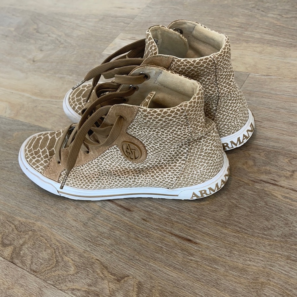Sneakers convers style